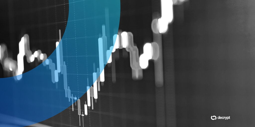 Strategy, BitMine, and Coinbase Stocks Show Significant Recovery as Bitcoin Settles