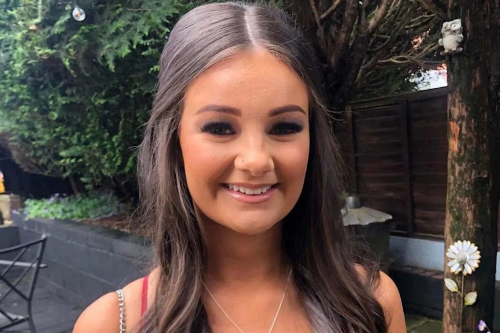 Teen Believed She Was Experiencing a Hangover, but It Turned Out to Be a Deadly Blood Clot from Birth Control Pills