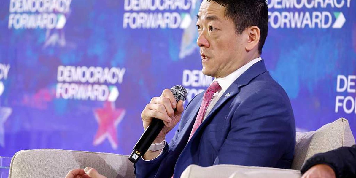 Texas Democrat encouraged specific racial groups to come together against the common oppressor.