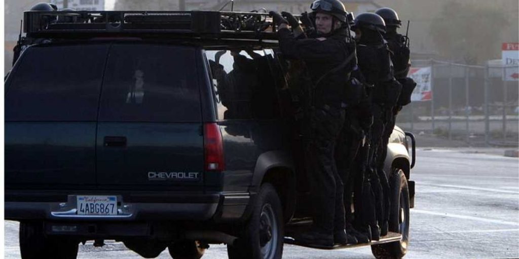 The reasons the FBI replaced Chevy Suburbans with BMW SUVs