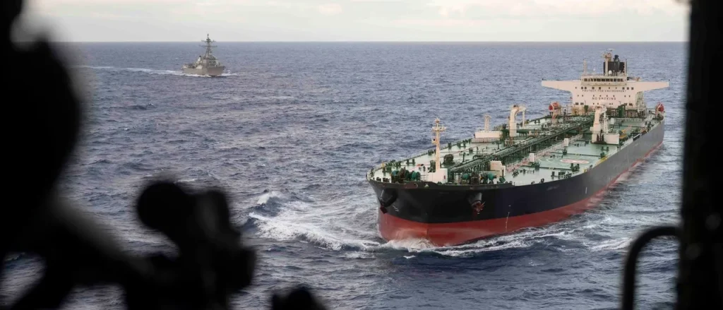 US Vessels Abandoning 'Shadow Fleet' Tanker Following Maduro Attack