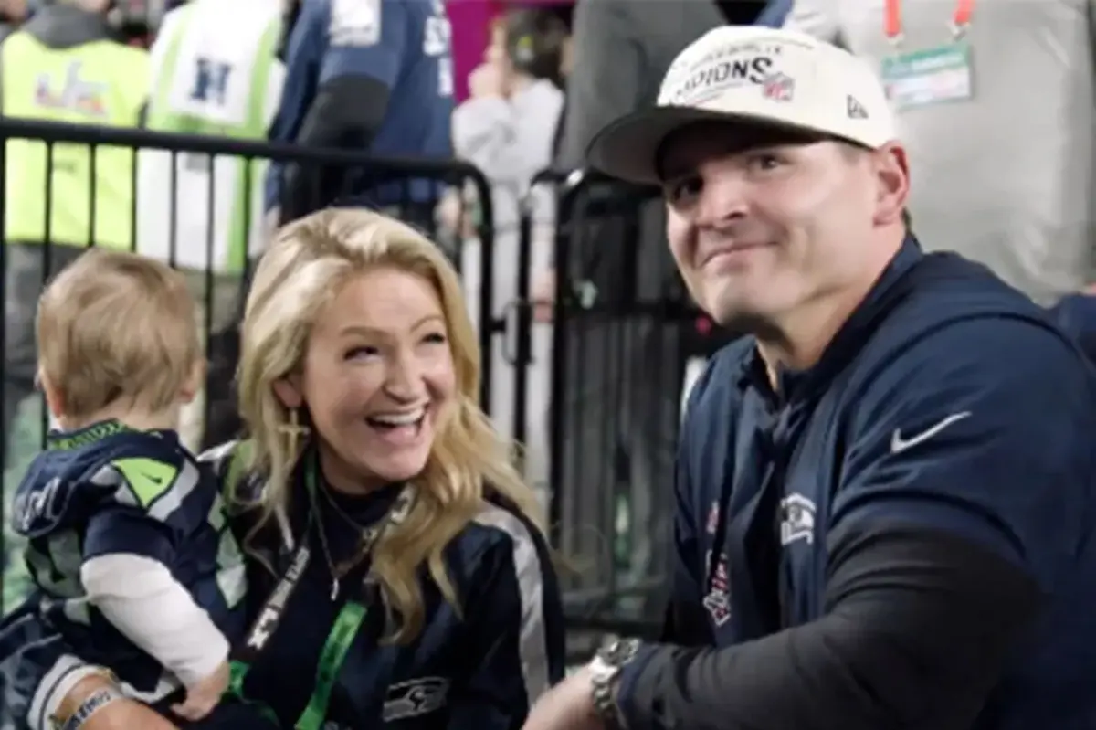 Uncommon interaction between Seahawks coach Mike Macdonald and his wife captured on video after the Super Bowl