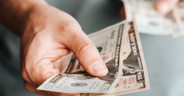 Wages Increased by $1,400 in Trump's First Year