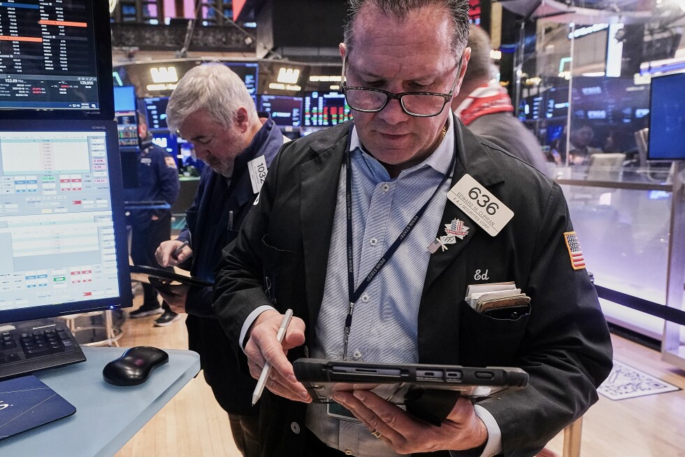 Wall Street rebounds as technology shares rise and bitcoin stabilizes.