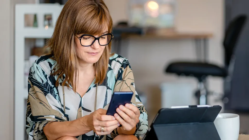 Warning about scam text: phony security alert aims at users across the country