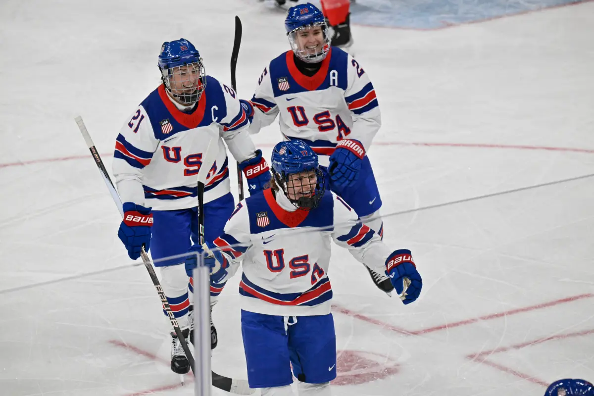 Ways to watch the USA-Italy Olympic women's hockey quarterfinals at no cost