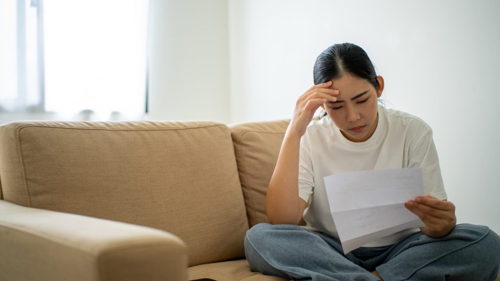 1.4 million taxpayers experience delays in receiving refunds due to the IRS ending paper checks.