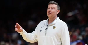 9 potential candidates for head coach in North Carolina basketball after Hubert Davis's departure