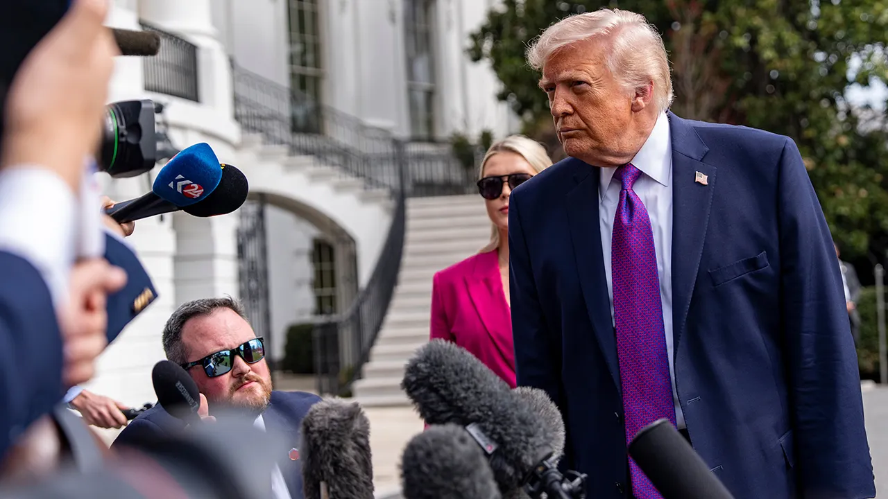 Advocacy organizations file a lawsuit against the Trump administration regarding the decision to terminate Somali immigration status.