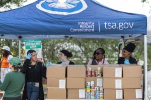 Airport teams up with food pantry to supply meals for TSA employees during government shutdown
