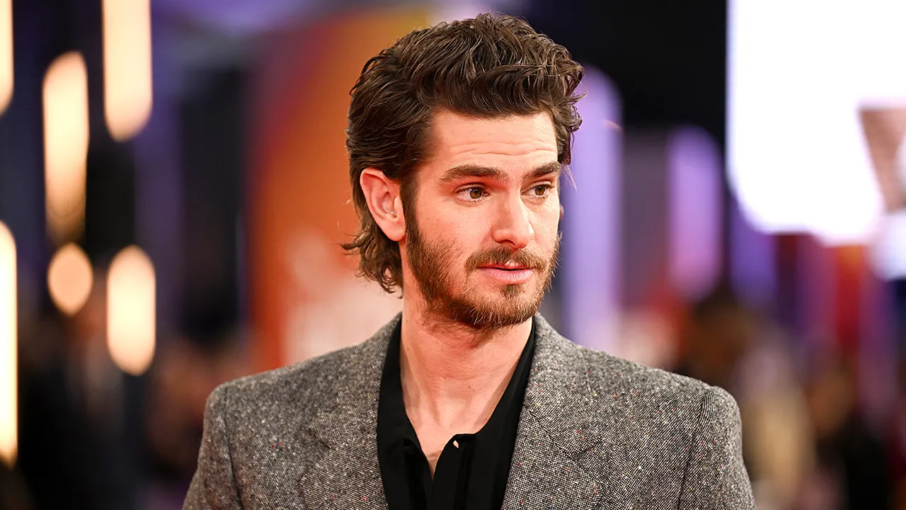 Andrew Garfield states that viewing 'Harry Potter' has turned into a matter of debate.