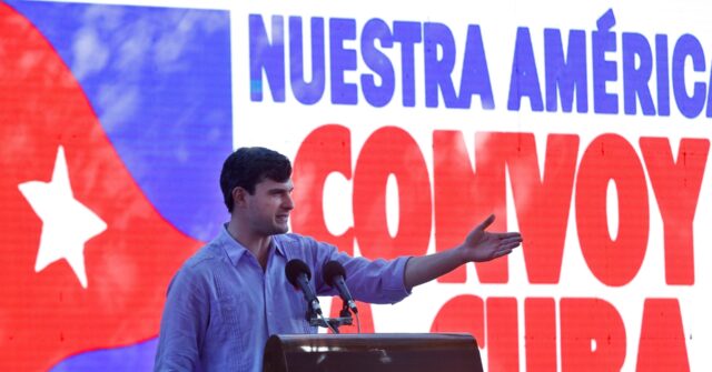 Angry Cubans Protest Against Leftist 'Nuestra America' Convoy