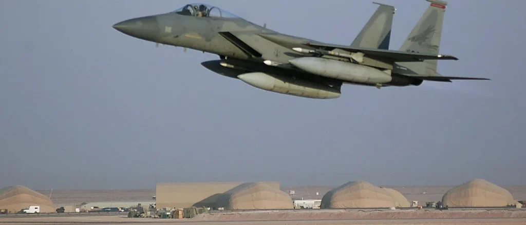 At Least 12 US Soldiers Hurt as Iran Responds with Regional Attacks