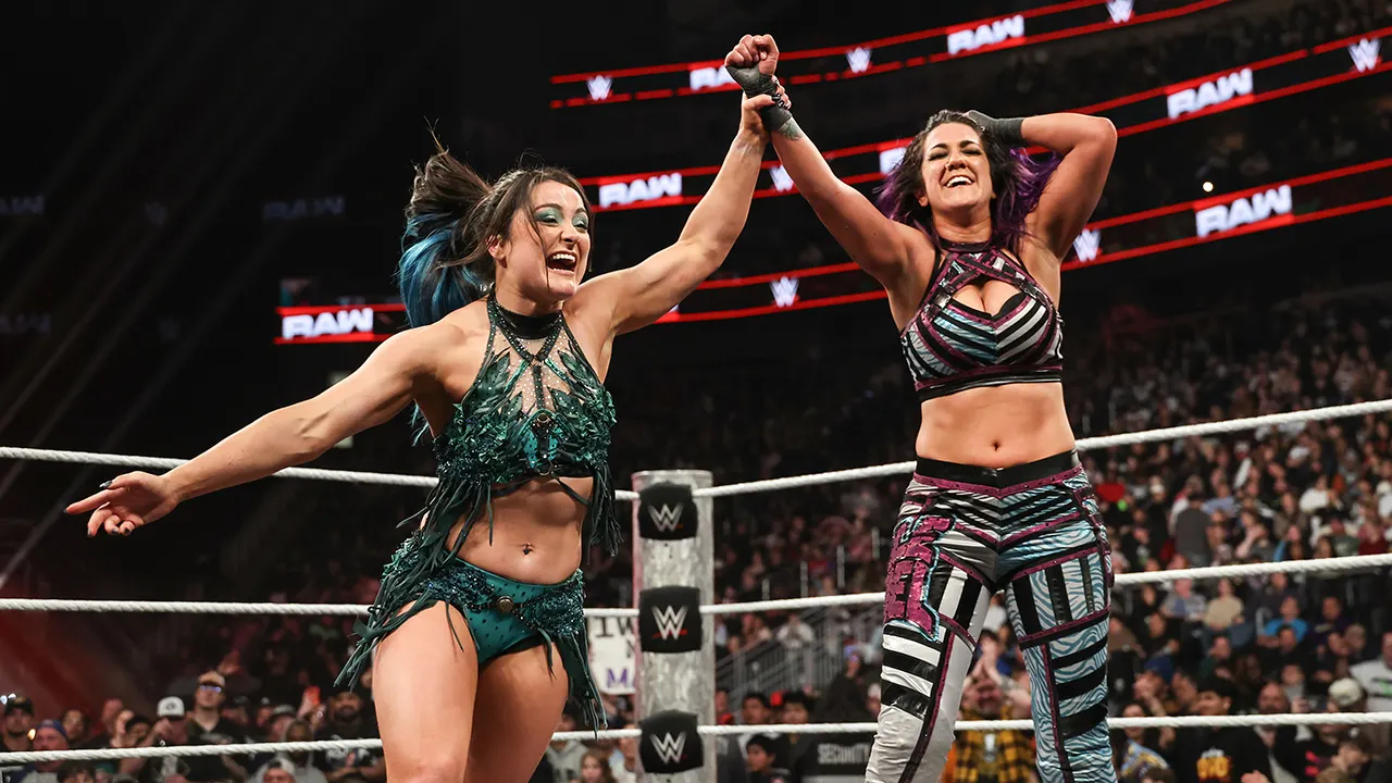 Bayley discusses title match with AJ Lee