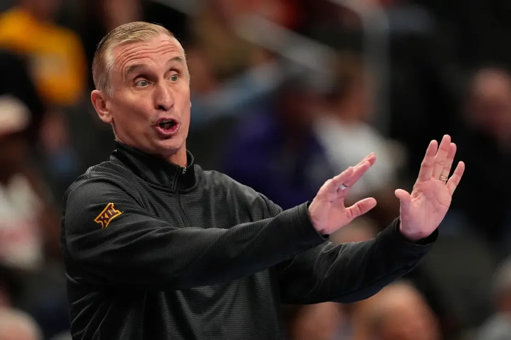 Bobby Hurley leaves Arizona State after 11 years