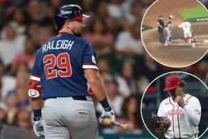 Cal Raleigh's interaction with Josh Naylor at the World Baseball Classic has an unexpected element.