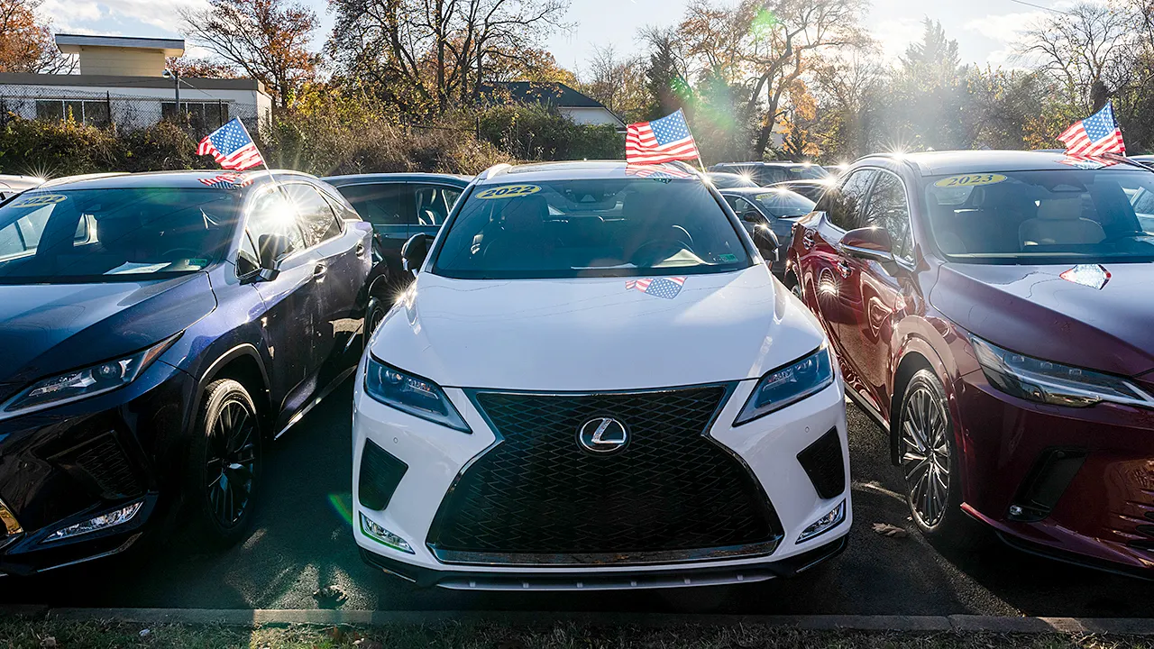 CarGurus data breach reveals 12.4 million user records available online due to hacking.