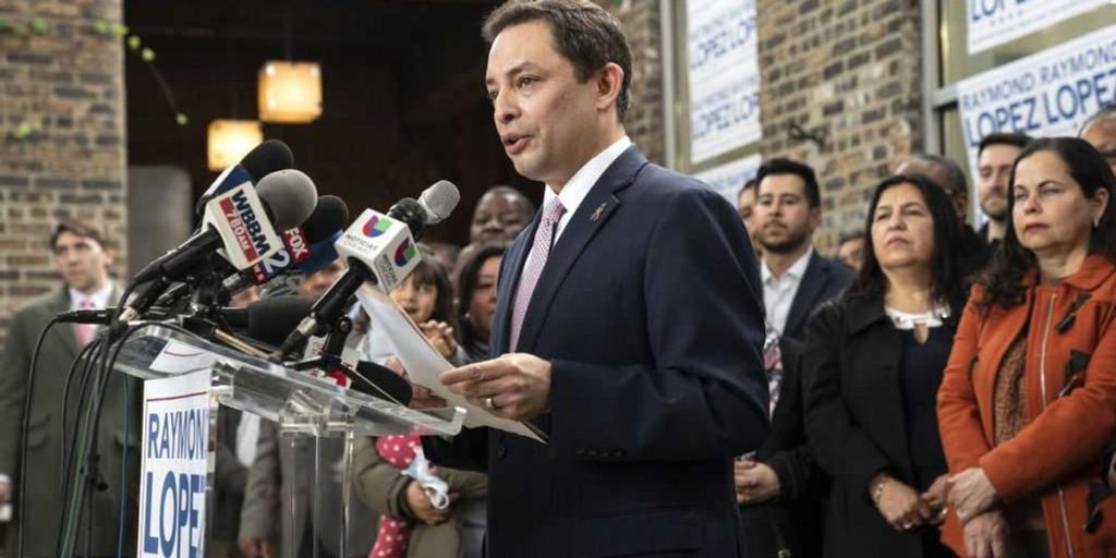 Chicago Democrat criticizes his own party and Gov. Pritzker, explaining why Democrats hinder Trump's immigration enforcement.