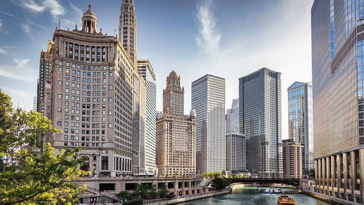 Chicago increases hotel tax for tourists to 19% to enhance tourism marketing budget