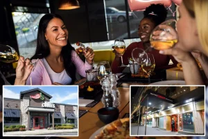 Chili's takes on Ruth's Chris in a heated dress code debate online