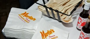 Colorado Democrats Aim to Prohibit Restaurants from Including Napkins in Your Delivery Orders