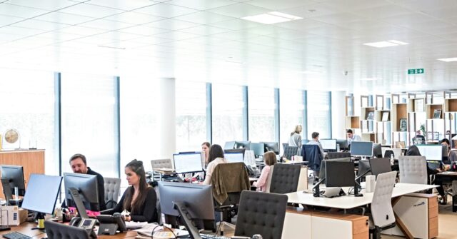 D.C. Officials Claim More White Collar Movement Is Ideal for Reducing the Deficit