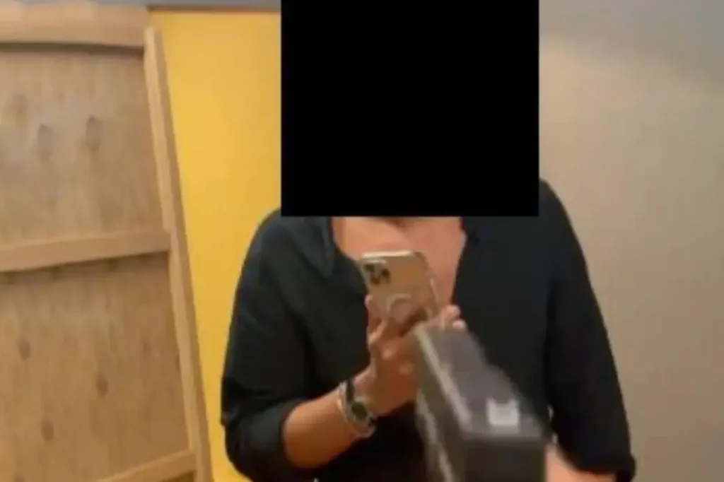 Dishonest LASD deputy gets over 5 years in prison for extortion plan