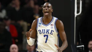Duke comes back to prevent an upset against No. 16 Siena in the first round of March Madness.