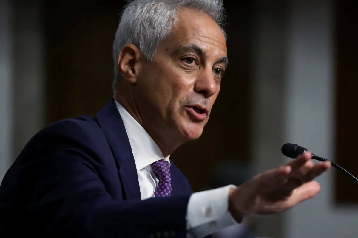 Emanuel responds to 'straight White man' inquiry, emphasizes the importance of ideas for 2028.