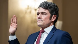 Erick Erickson suggests that liberal spouses influence conservative men in politics.