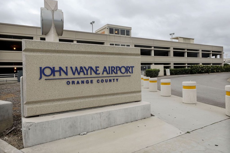 FAA investigates close call between military helicopter and United flight near John Wayne Airport