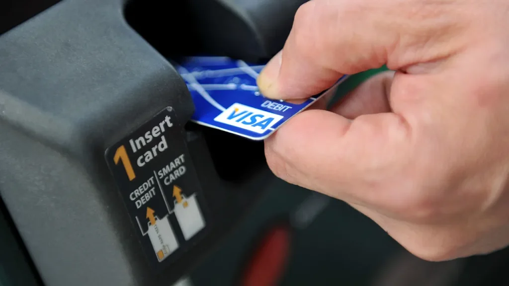 FBI alerts about ATM jackpotting attacks stealing money