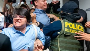 Families of ICE agents turn against them due to deportations