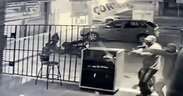 Five Injured by Gunmen in Mexican Beach Resort During Bar Incident