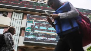 Foreign investors withdraw a historic $12 billion from Indian stocks due to conflict in Iran