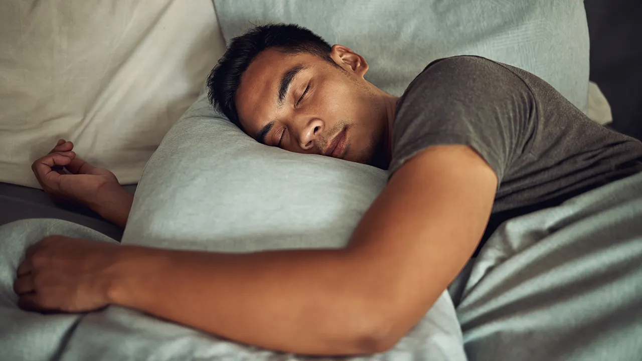 Getting a specific amount of sleep each night could help reduce the risk of diabetes, research suggests.