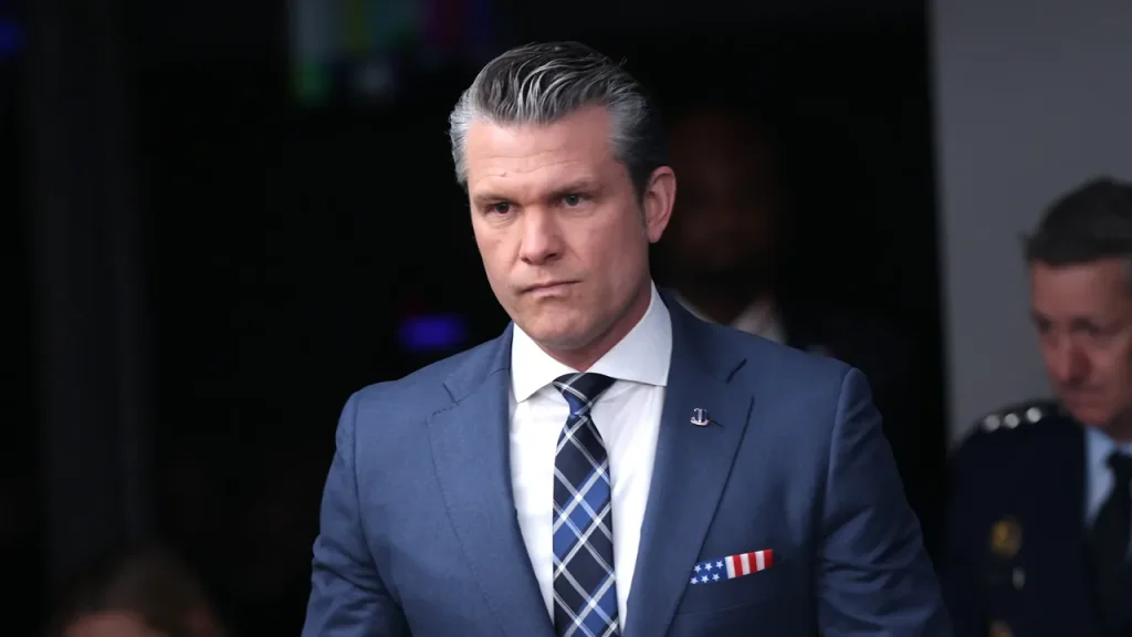 Hegseth criticizes the 'anti-Trump media' as challenges in the Iran conflict increase