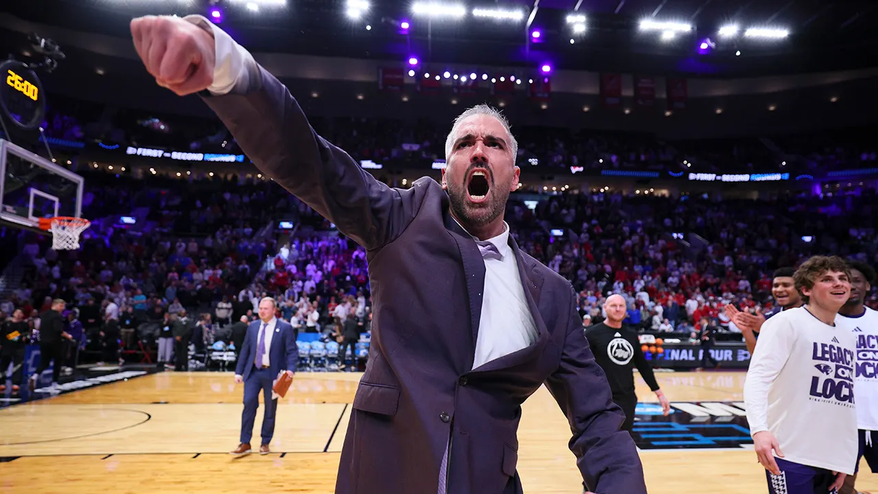 High Point coach criticizes top teams following March Madness win against Wisconsin