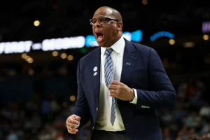 Hubert Davis leaves North Carolina following disappointing March Madness performance