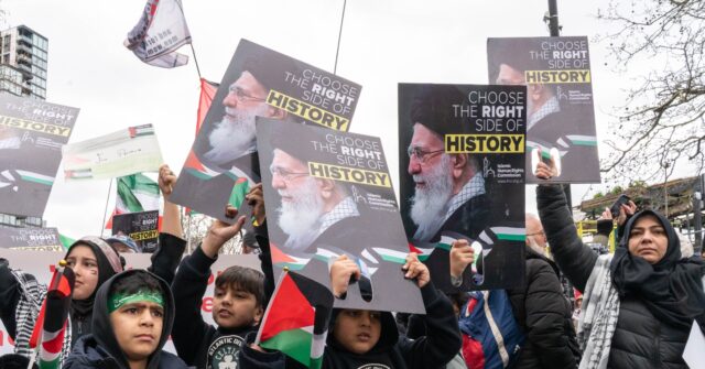 Hundreds Gather in London for Iranian Government at Unapproved Protest