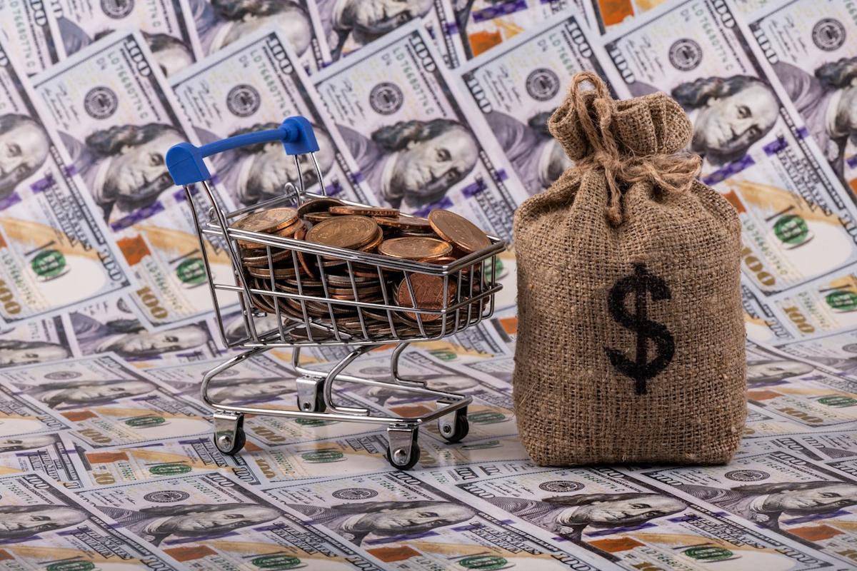 I would easily increase my investment in these 3 dividend stocks.