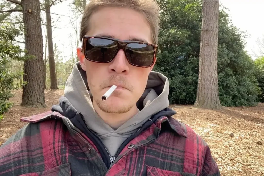 Influencer Jacob Jones shares videos of smoking and drinking while 'living the dream'