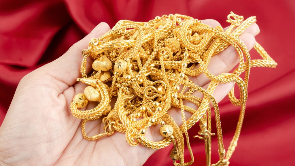 Is gold headed for $10,000? Analysts remain confident in predictions despite the downturn in the bullion market