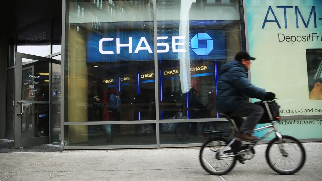 JPMorgan Chase starts American Dream Initiative to support small businesses