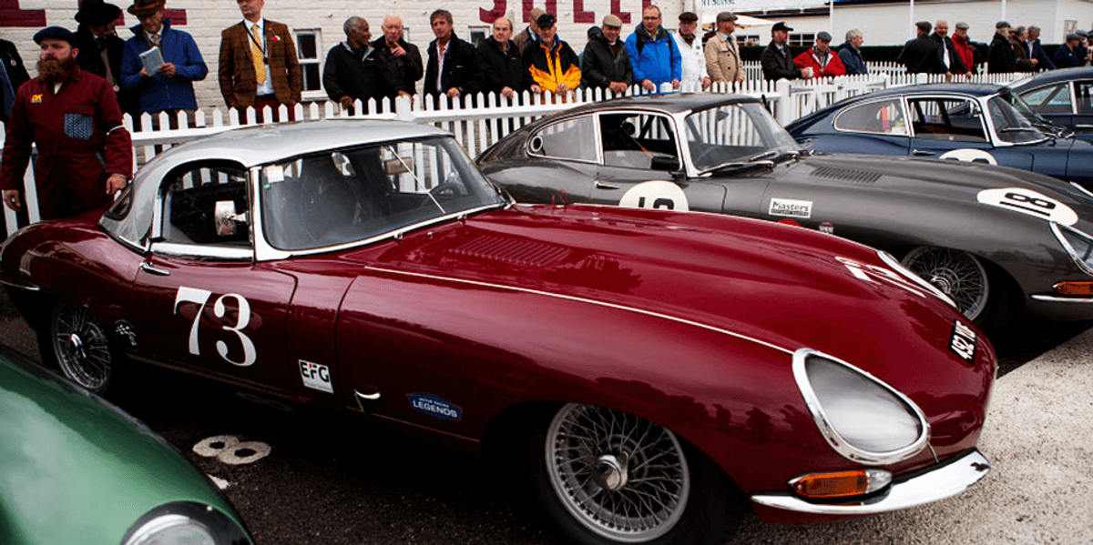 Jaguar retracts its woke advertisements that resulted in poor sales and now embraces the simplicity of the 1960s.