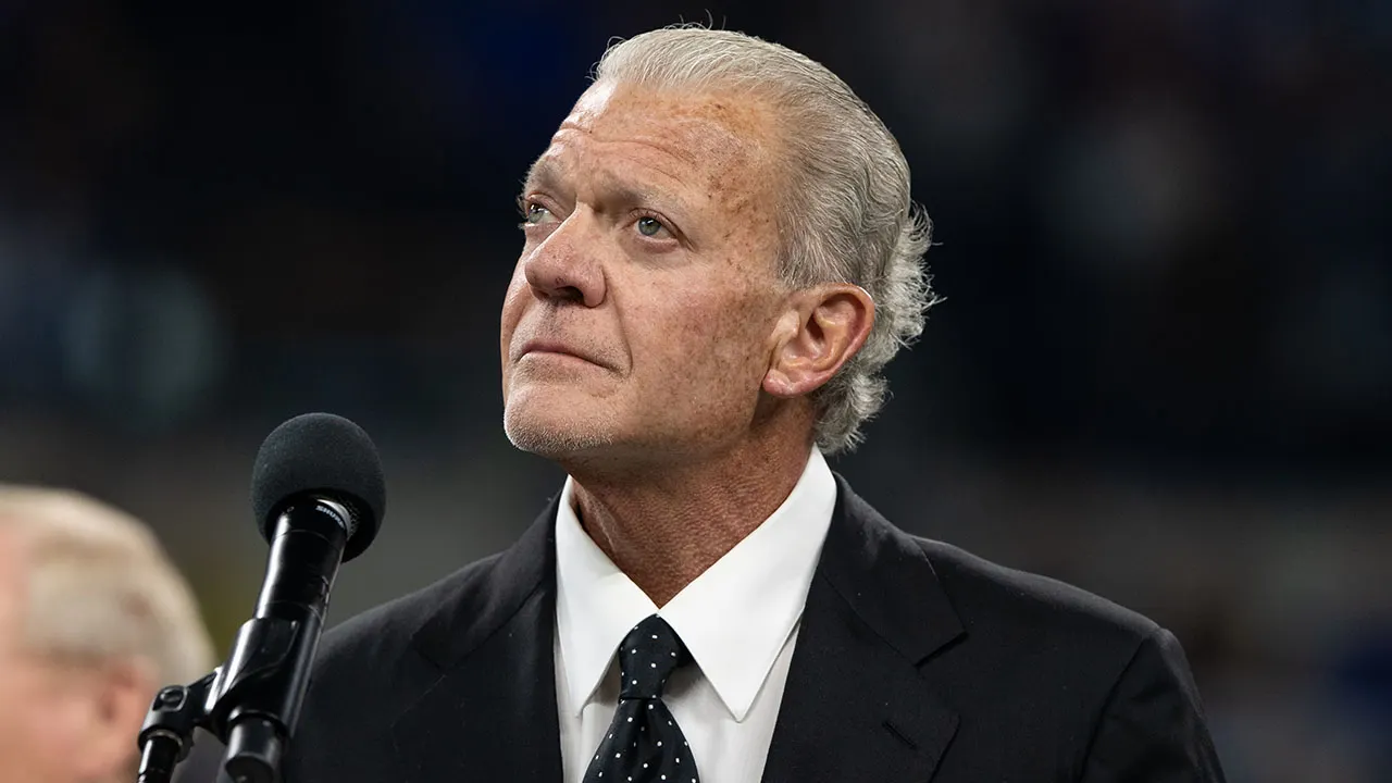 Jim Irsay's collection of memorabilia exceeds auction expectations