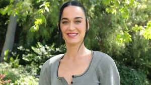 Katy Perry posts pictures with her boyfriend Justin Trudeau on Instagram