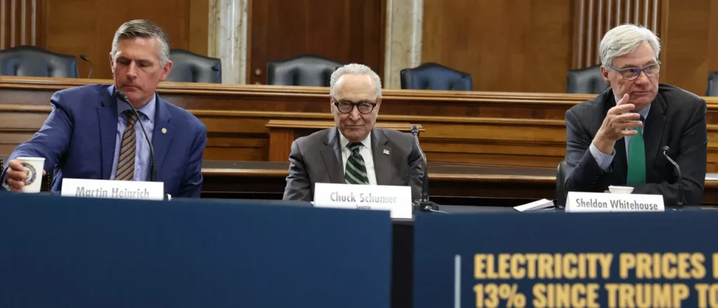 Lawmakers Unable to Resolve the Second Longest Shutdown Ever