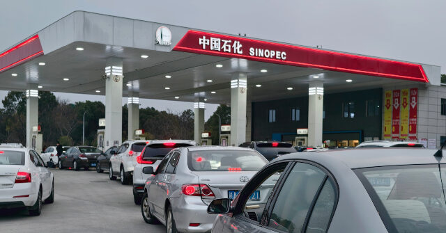 Long Lines for Gas in China &mdash; People from Hong Kong Hurrying Over the Border as War in Iran Poses Supply Risks