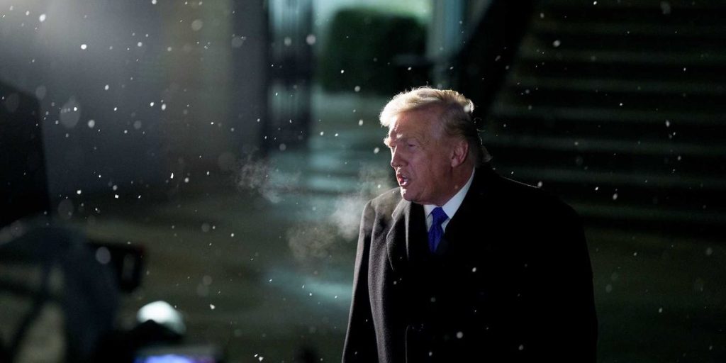 Man who was imprisoned for threatening Trump arrested again for new threats against him